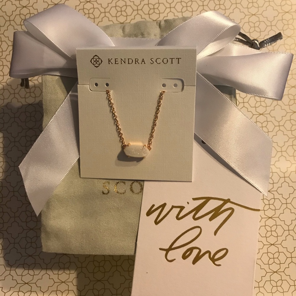 kendra Scott Ever Necklace Rose Gold